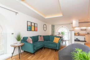 Panda Sanctuaries, Kensington Chapel Apartment
